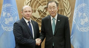 Valeriu Strelets e Pan Gi Mun