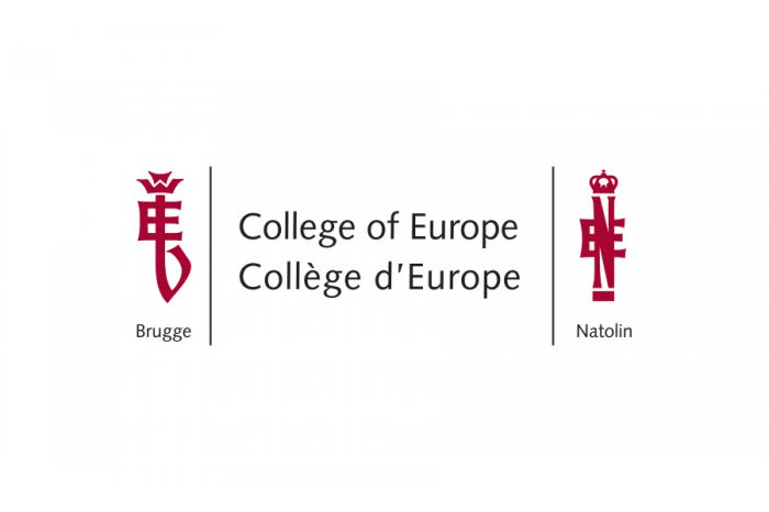 Gli studenti moldavi impressionano il selezionatore del College of Europe College of Europe
