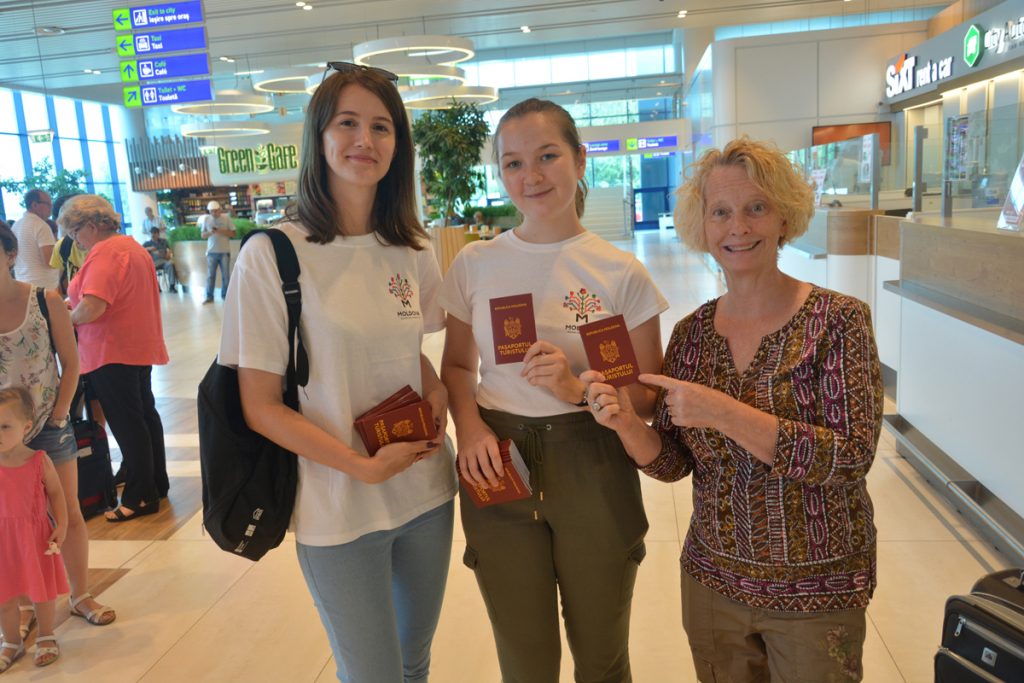 Cetățenii din diasporă primesc, și în acest an, pașaportul turistului