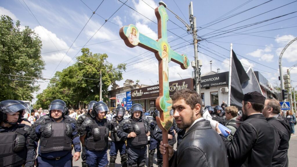 Proteste contro la comunità LGBT in Moldova