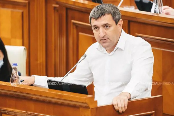 Lilian Carp: cercheremo bandire il Nastro di San Giorgio in Moldova