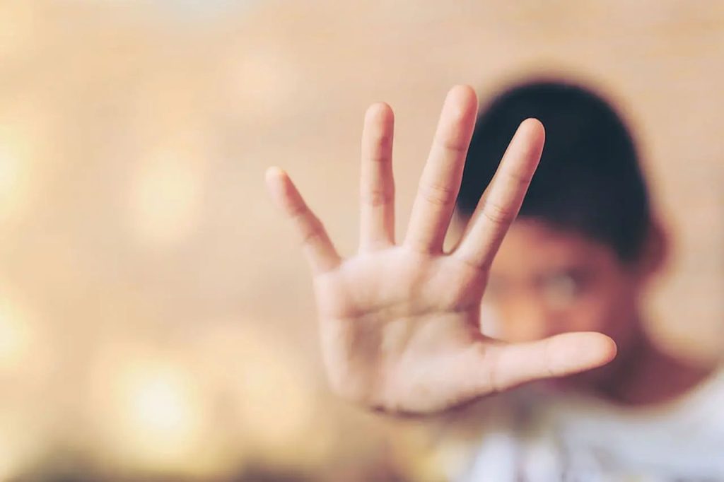 Padova, bambino moldavo maltrattato dal compagno della madre