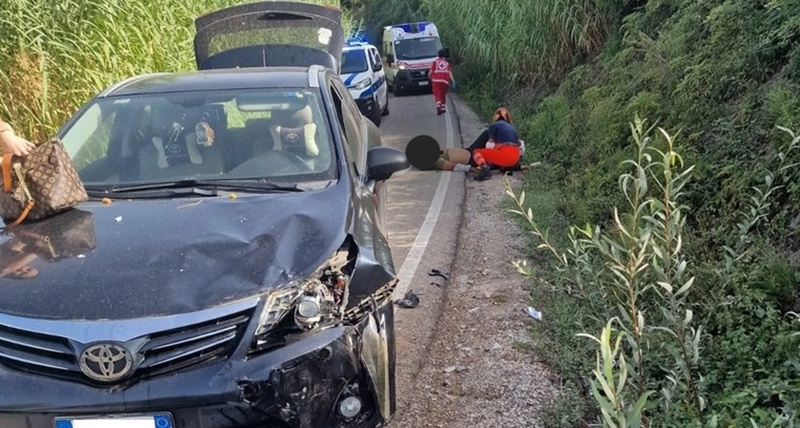 Incidente moto contro auto a Fano: indagata 56enne moldava