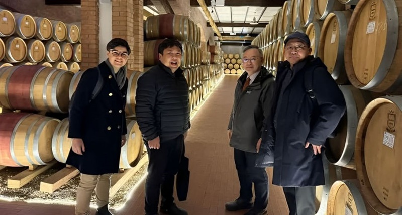 L’ambasciatore giapponese a Chisinau impressionato dai vini moldavi