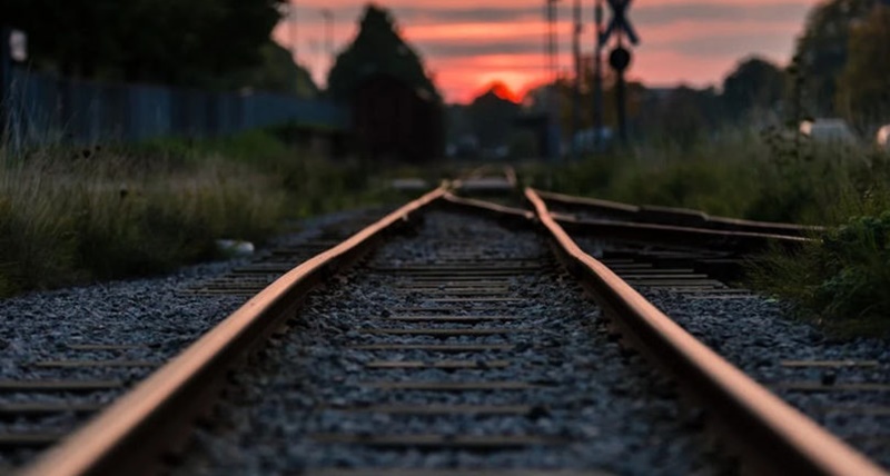 Giovane donna moldava investita da un treno in Spagna